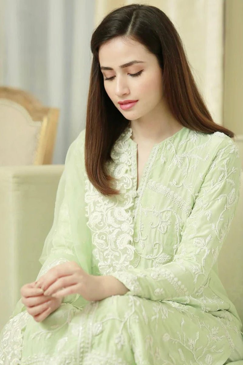 BAREEZE - 3PC LAWN EMBROIDERED CL-S03