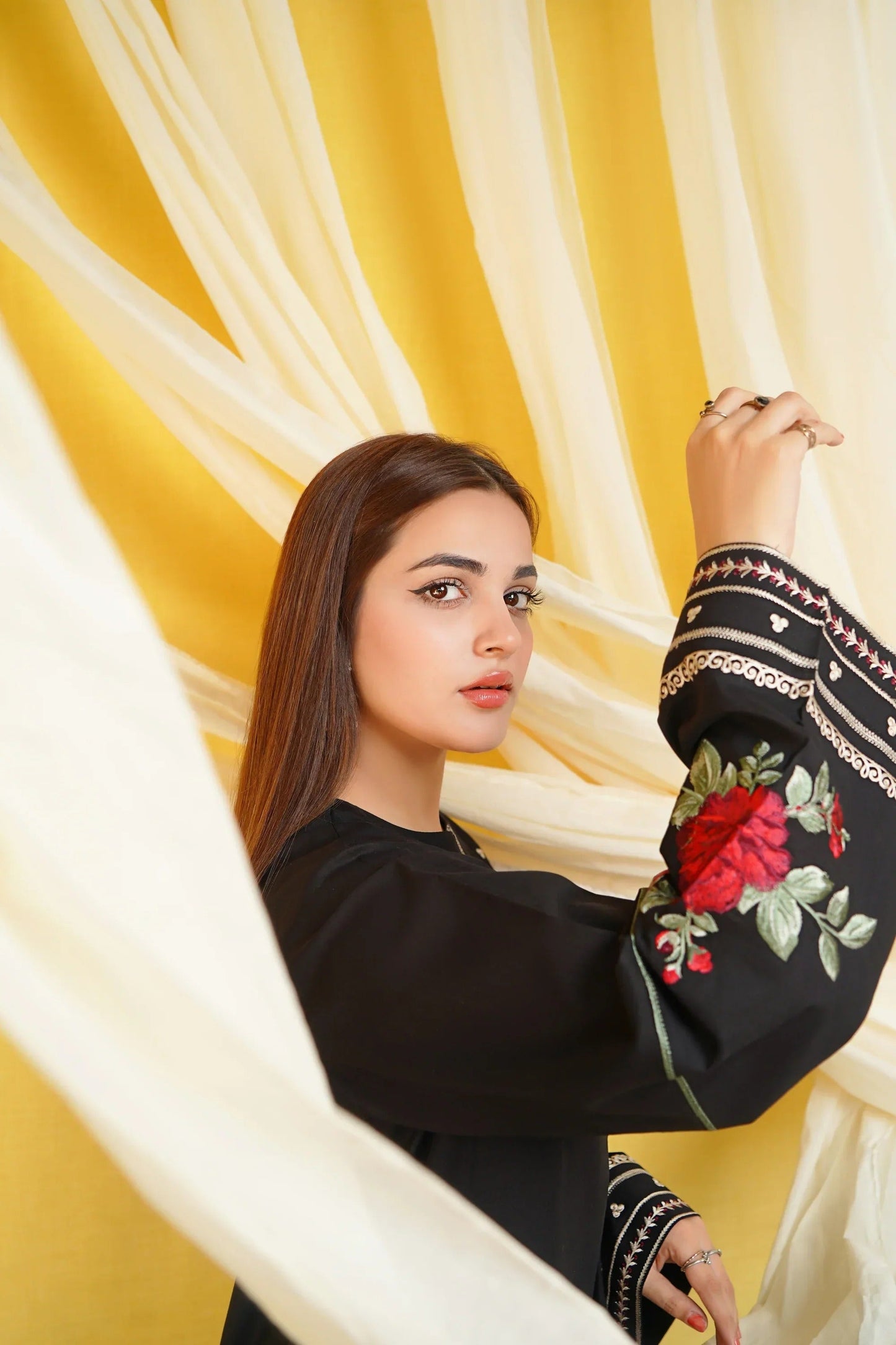 URGE - 2PC DHANAK EMBROIDERED CL-W132